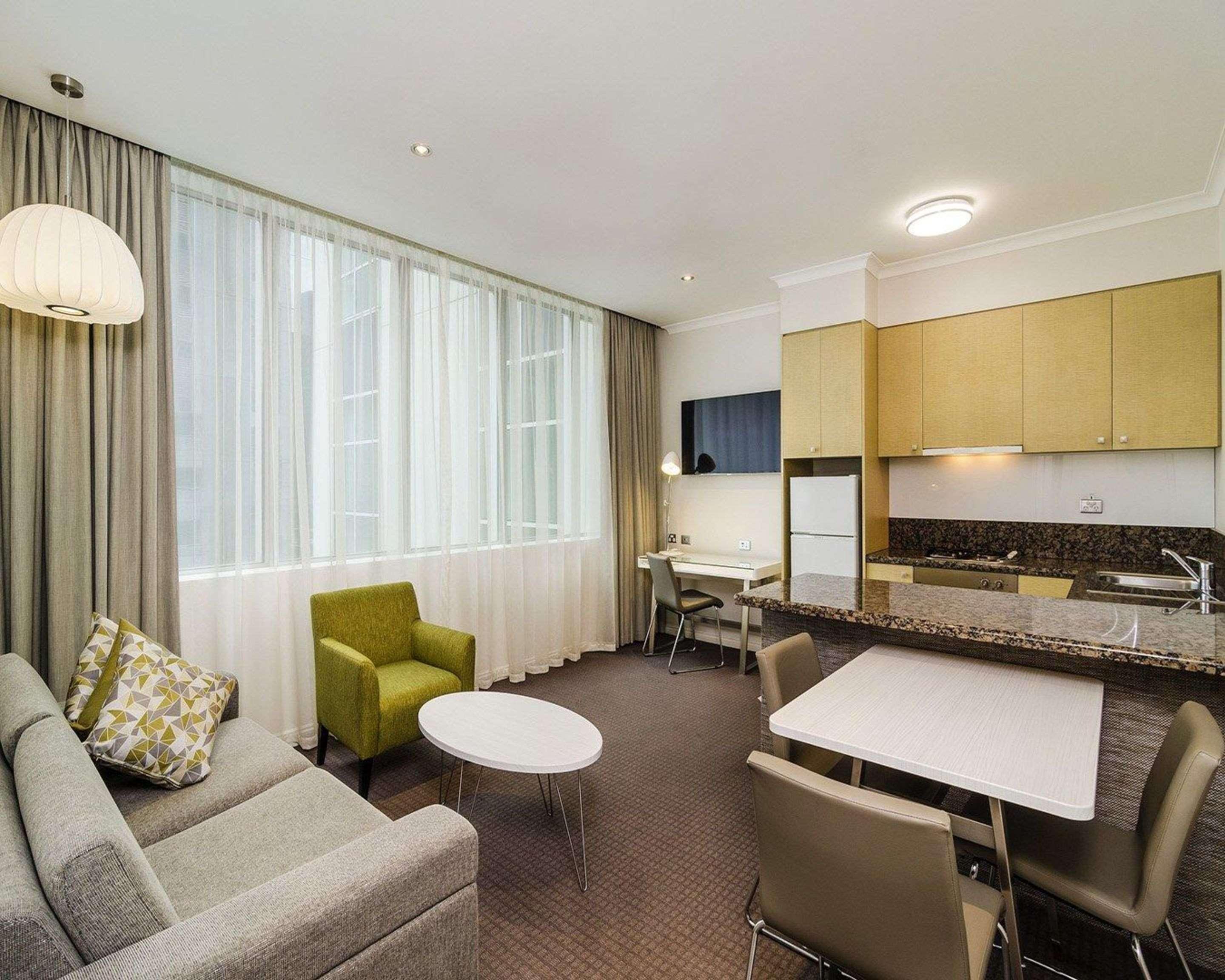Clarion Suites Gateway Melbourne Exteriör bild