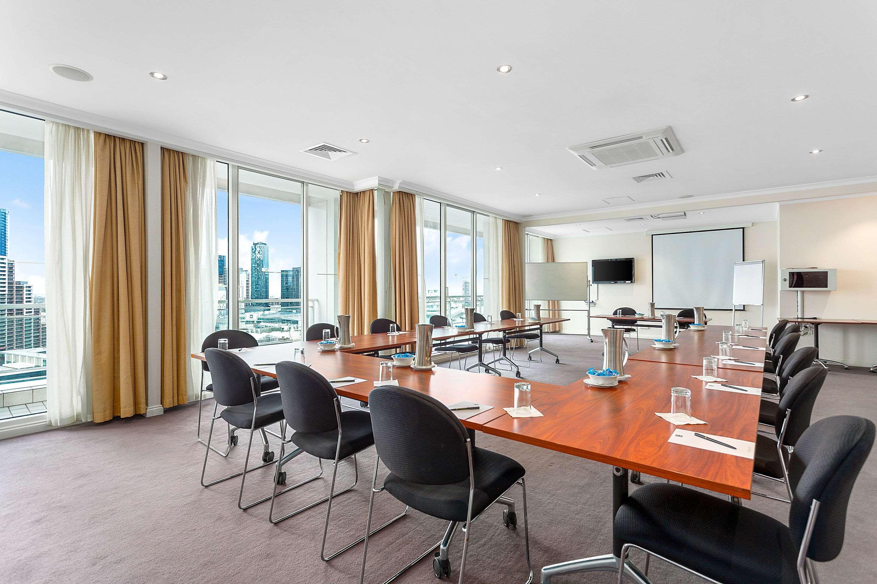 Clarion Suites Gateway Melbourne Exteriör bild
