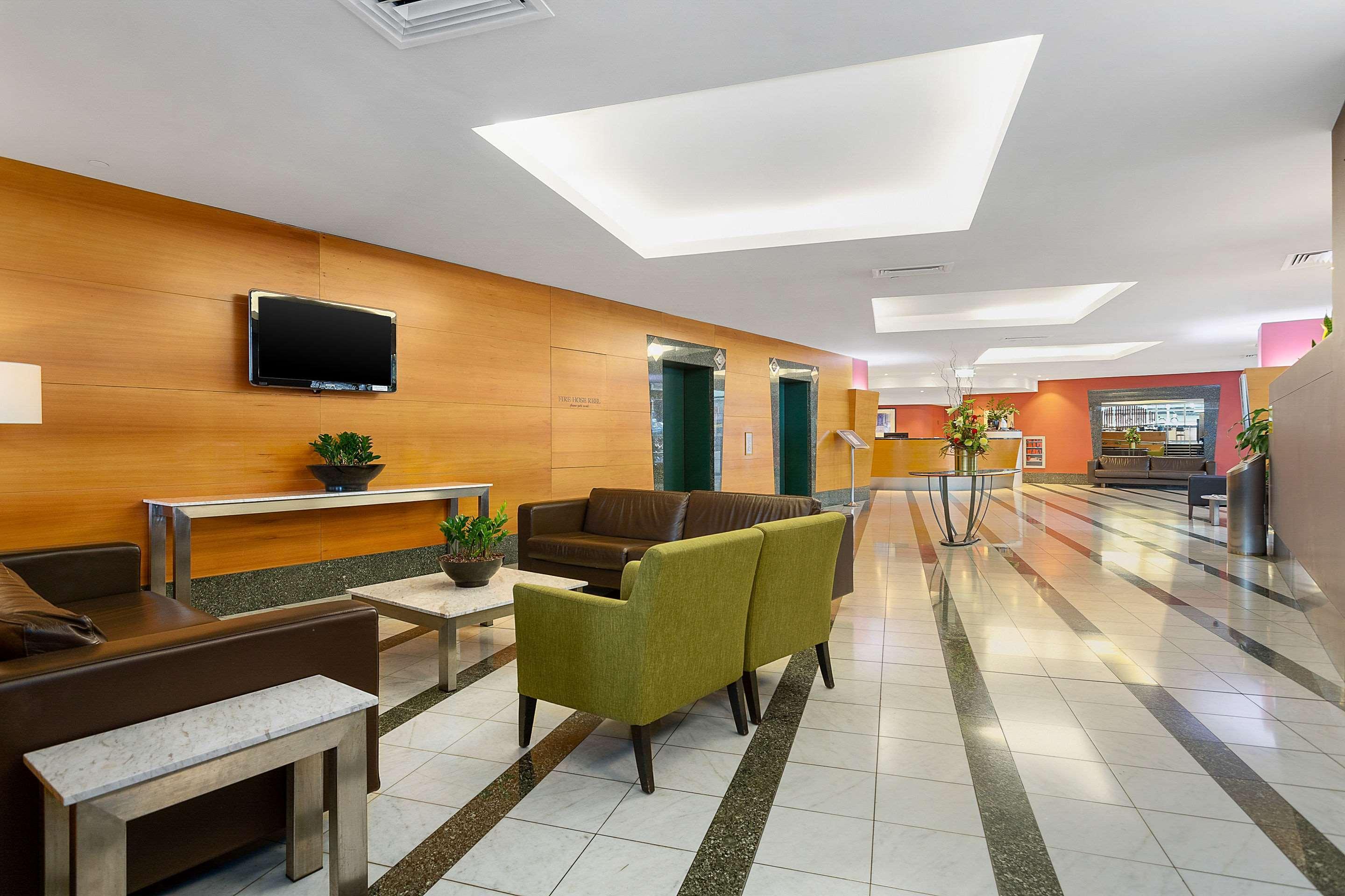 Clarion Suites Gateway Melbourne Exteriör bild