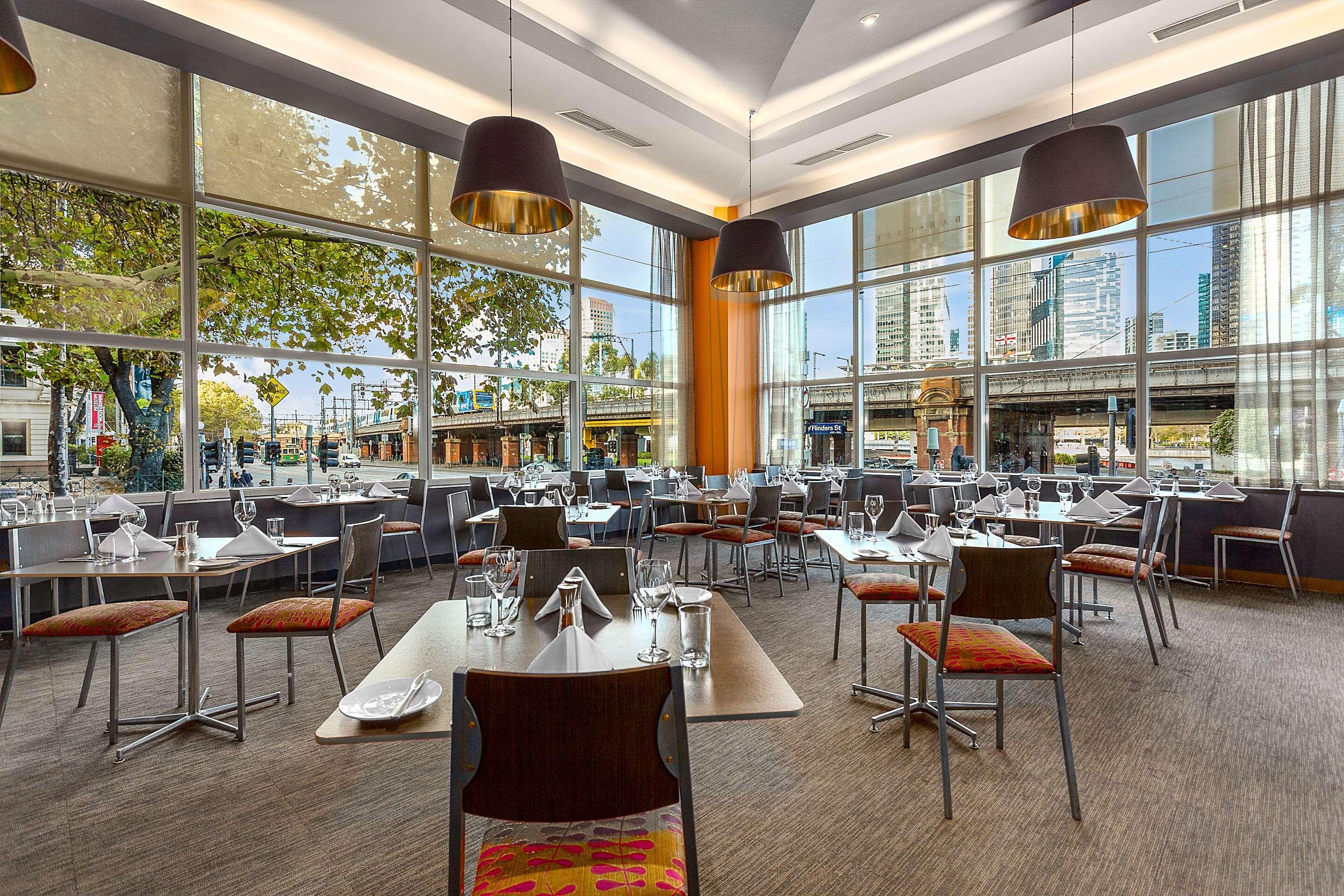 Clarion Suites Gateway Melbourne Exteriör bild