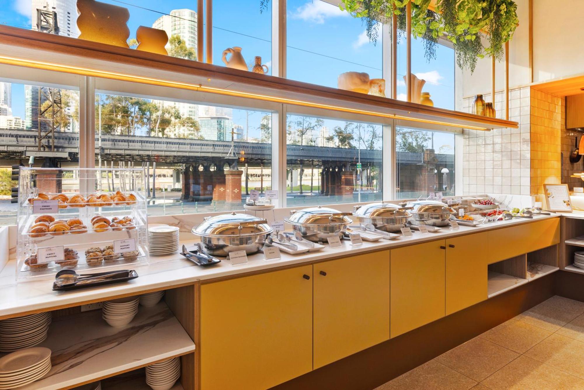 Clarion Suites Gateway Melbourne Exteriör bild