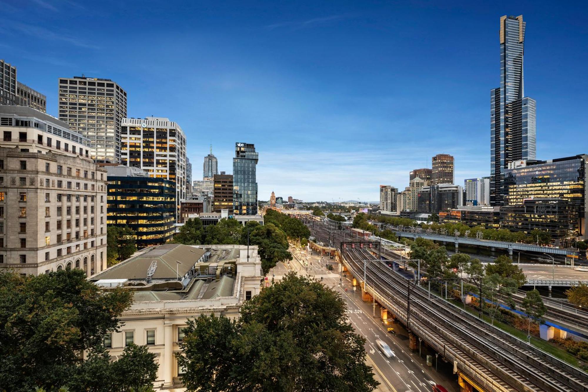 Clarion Suites Gateway Melbourne Exteriör bild